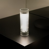 Fontana Arte Lasospesa lampada da tavolo led