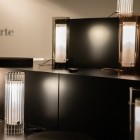 Fontana Arte Lasospesa lampada da tavolo led
