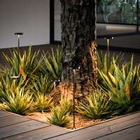 Linea Light Pistillo floor led bollard