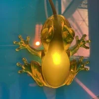 Qeeboo Hungry Frog lampada da tavolo Qeeboo Hungry Frog lampada da tavolo