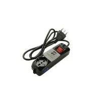 Multipresa 3 posti con 2 usb e interruttore Multipresa 3 posti con 2 usb e interruttore