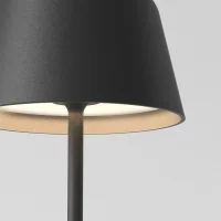 Astro Lighting Nomad lampada portatile led Astro Lighting Nomad lampada portatile led