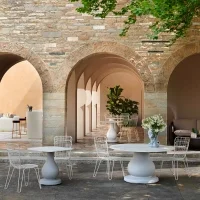 Slide Ottocento M table