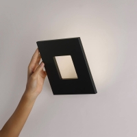 Cattaneo Square tilting wall lamp