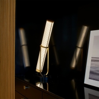 DCW La Lampe Frechin table lamp