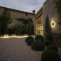 Vibia Meridiano 4720 outdoor wall lamp