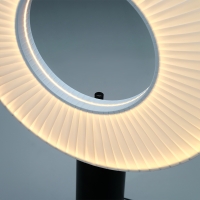 DCW Iris table lamp