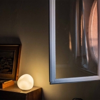 Foscarini Hoba table lamp