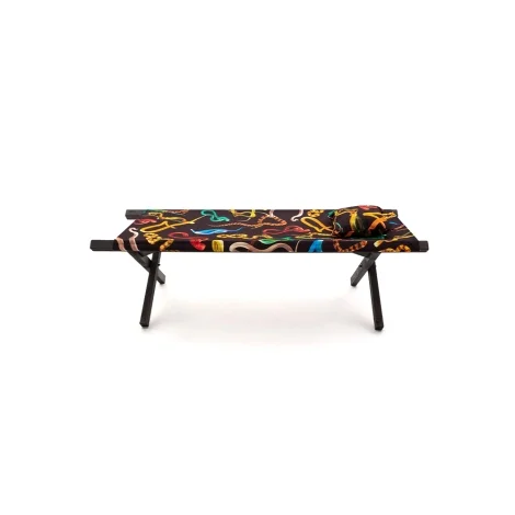 Seletti Toiletpaper folding bed