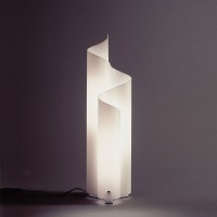Artemide Mezzachimera Classic Table Lamp in Methacrylate By
