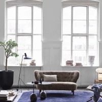 &Tradition Tripod HM8 Minimal Floor Lamp for Indoor by Hvidt &
