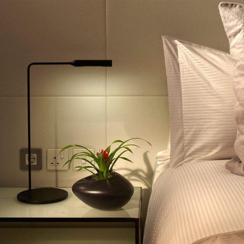 flo bedside lamp