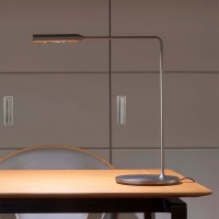 Lumina FLO Desk Lampada da Tavolo a LED Dimmerabile Orientabile