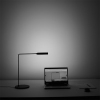 Lumina FLO Desk Lampada da Tavolo a LED Dimmerabile Orientabile