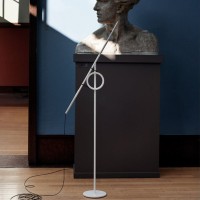 Pallucco Tangent Media Lampada Orientabile da Terra a LED