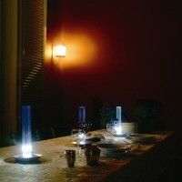Oluce Cand-Led Lampada a Batteria Ricaricabile da Tavolo By