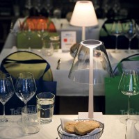 Rotaliana Dina+ LED Lampada da Tavolo Rosso Bianco Trasparente