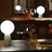 Zafferano Olimpia PRO LED Table Lamp in Glass With Rechargeable Battery
