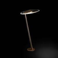Oluce Amanita Lampada LED da Terra per Esterno By Mariana P. Soto