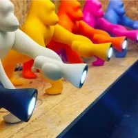 Qeeboo Kong XS Gorilla LED da Tavolo per Interno By S. Giovannoni Qeeboo Kong XS Gorilla LED da Tavolo per Interno By S. Giovannoni