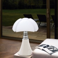 Martinelli Luce Pipistrello LED DIM Lampada da Tavolo By Gae Aulenti